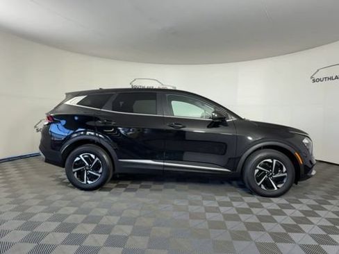 Certified 2023 Kia Sportage LX AWD/4WD image 10