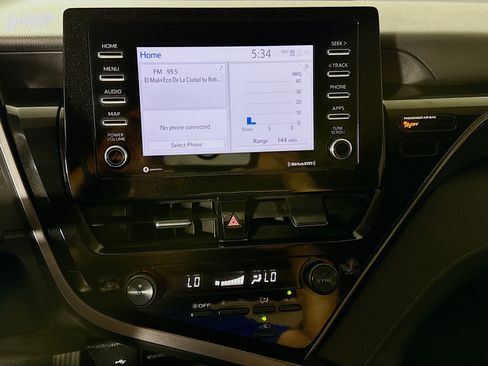 Used 2022 Toyota Camry LE FWD image 18