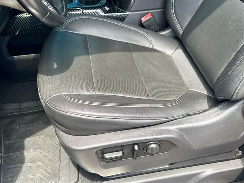 Used 2021 Chevrolet Silverado 1500 LTZ w/ LTZ Convenience Package II RWD image 21