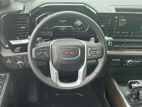 New 2025 GMC Sierra 1500 Elevation w/ Preferred Package image 13