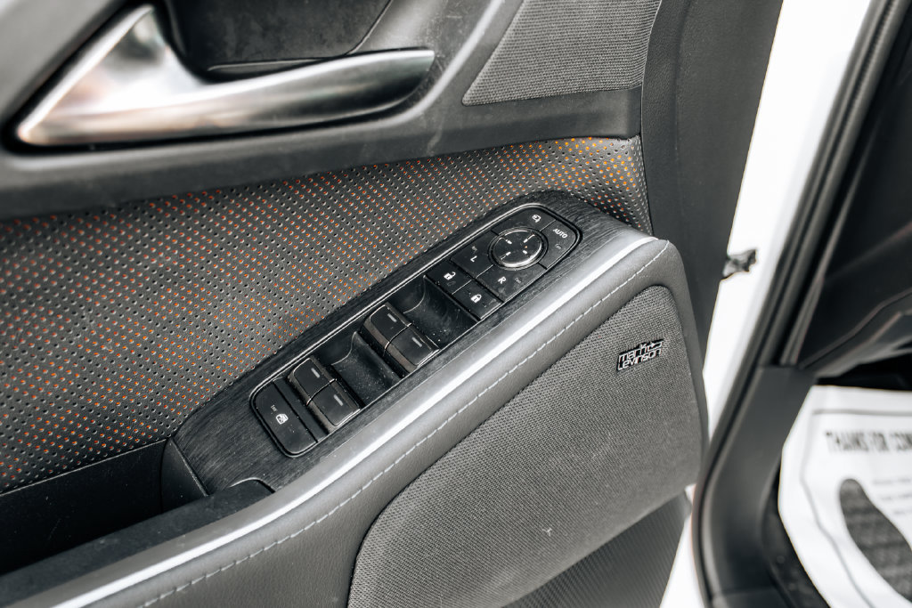 Used 2024 Lexus GX 550 w/ Accessory Package (Z1) AWD/4WD image 14