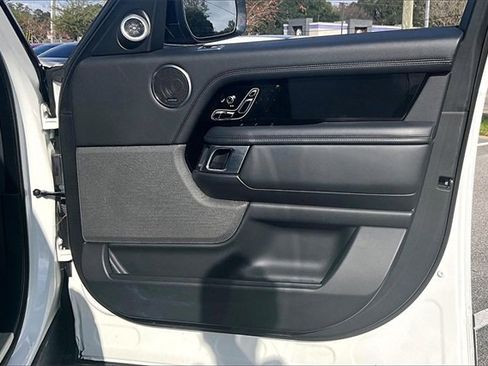 Used 2022 Land Rover Range Rover Westminster Edition image 29