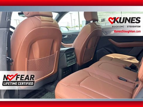 Used 2023 Audi Q8 Premium w/ Convenience Package AWD/4WD image 22
