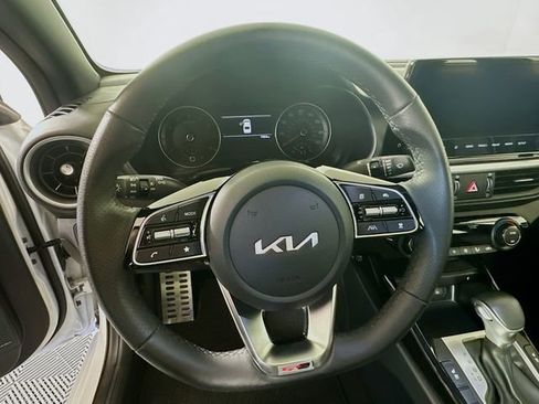 Used 2024 Kia Forte GT-Line w/ GT-Line Premium Package image 13