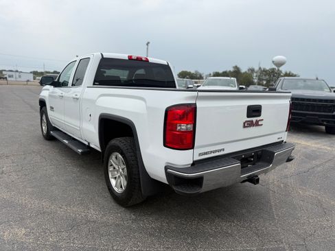 Used 2017 GMC Sierra 1500 SLE image 7
