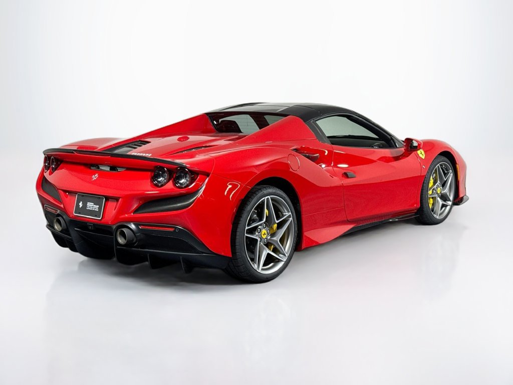 Certified 2022 Ferrari F8 Tributo RWD image 9