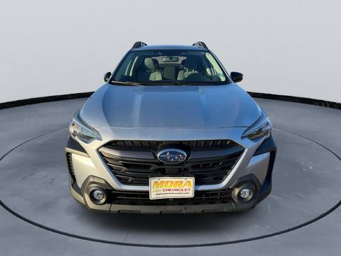 Used 2024 Subaru Outback Premium image 5