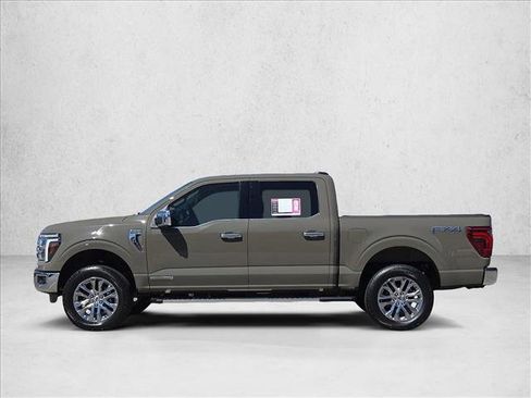 Used 2025 Ford F150 Lariat w/ Equipment Group 501A Mid AWD/4WD image 9