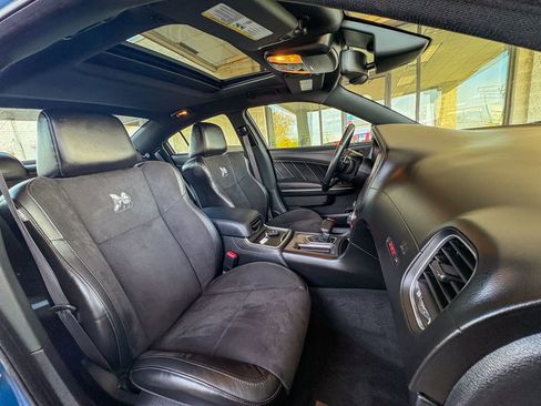 Used 2023 Dodge Charger Scat Pack w/ Plus Group RWD image 25
