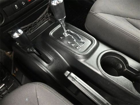 Used 2017 Jeep Wrangler Unlimited Sport w/ Quick Order Package 24S image 9