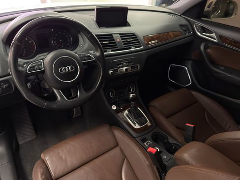 Used 2017 Audi Q3 2.0T Prestige w/ Prestige Package image 27