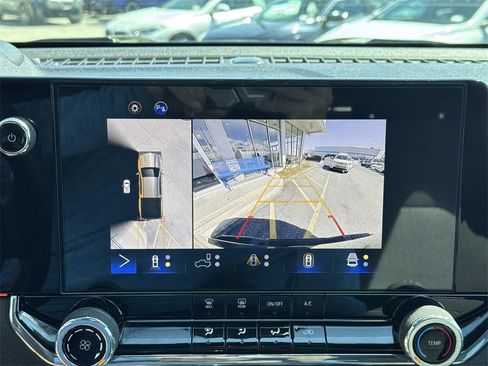 Certified 2024 Chevrolet Colorado Trail Boss w/ LPO, Dark Essentials Package image 27