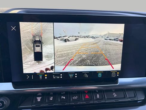 Used 2025 Chevrolet Silverado 3500 High Country w/ High Country Premium Package image 21