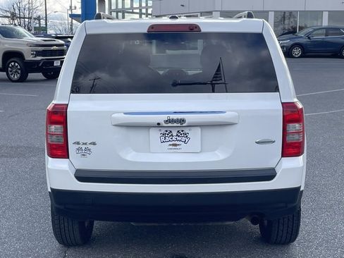 Used 2017 Jeep Patriot Latitude image 14