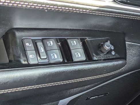 Used 2024 Jeep Wagoneer L Series II w/ Flexible Seating Group image 26