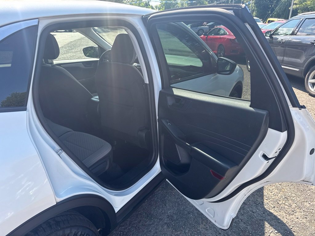 Used 2022 Ford Escape SE FWD image 36