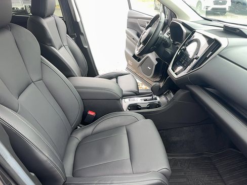 Certified 2025 Subaru Ascent Limited w/ Popular Package #2 image 18