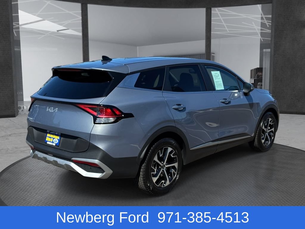 Used 2023 Kia Sportage EX FWD image 5