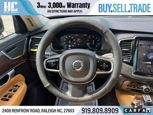 Used 2016 Volvo XC90 T6 Momentum w/ Momentum Plus Package AWD/4WD image 26