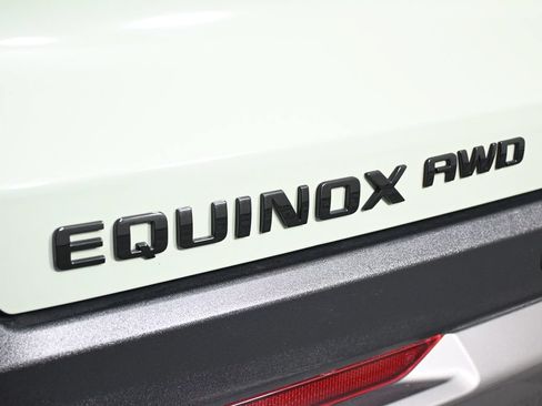 Used 2026 Chevrolet Equinox ACTIV w/ Safety and Technology Package AWD/4WD image 23