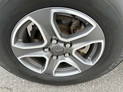 Used 2022 Jeep Wrangler Sport S image 10