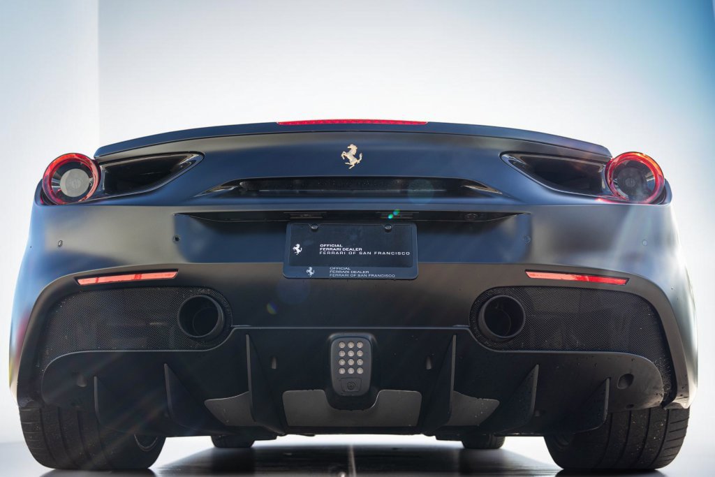 Certified 2018 Ferrari 488 GTB RWD image 23