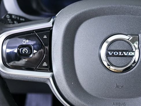 Certified 2025 Volvo XC60 B5 Plus image 11