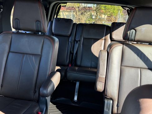 Used 2015 Ford Expedition King Ranch image 24