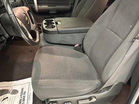 Used 2008 Chevrolet Silverado 1500 LT w/ Texas Edition RWD image 17