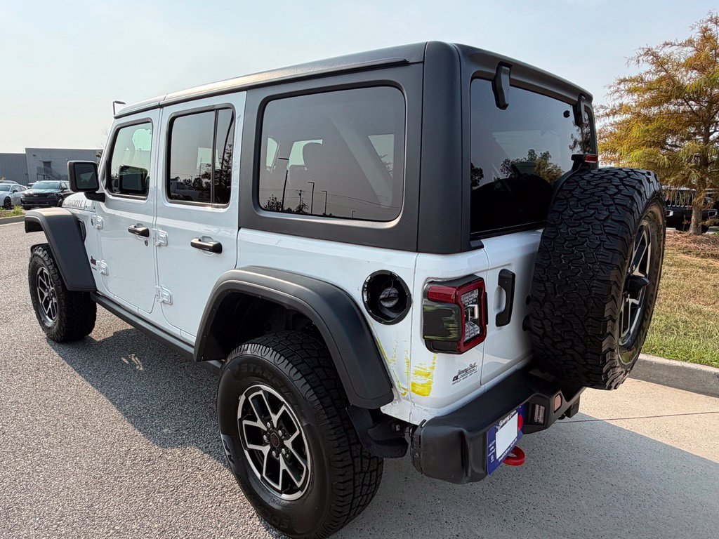 Certified 2026 Jeep Wrangler Unlimited Rubicon AWD/4WD image 16