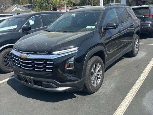 Used 2025 Chevrolet Equinox LT w/ Convenience Package II image 1