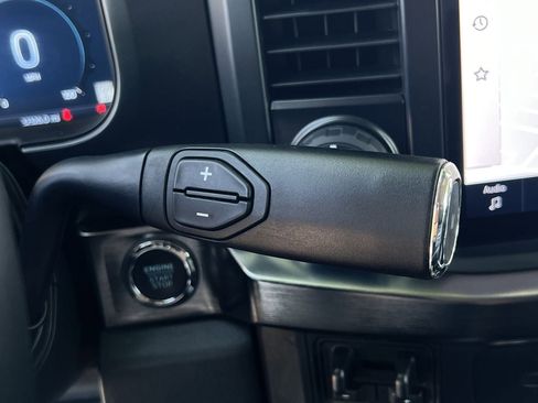 Used 2023 Ford F250 Lariat w/ Lariat Ultimate Package AWD/4WD image 17