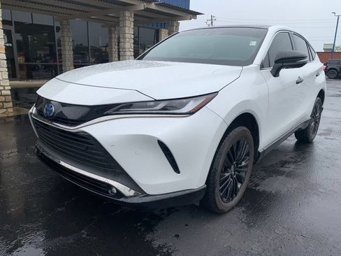 Used 2024 Toyota Venza Nightshade AWD/4WD image 7