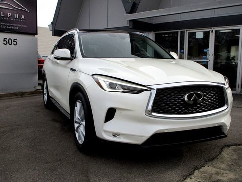 Used 2019 INFINITI QX50 Essential w/ Premium Heat Package image 7
