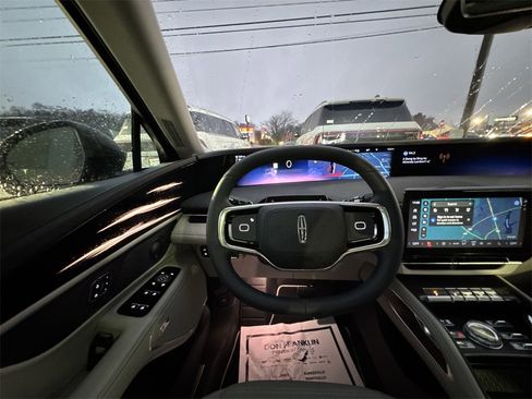 New 2026 Lincoln Nautilus Reserve w/ Jet Appearance Package image 14