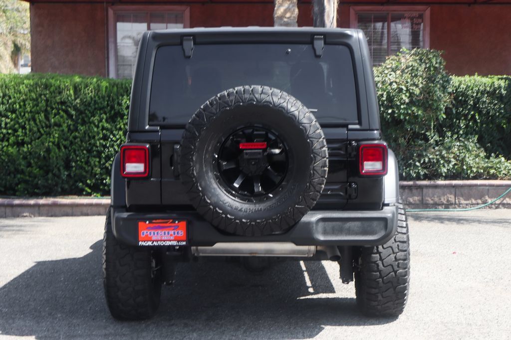 Used 2023 Jeep Wrangler Unlimited Sport AWD/4WD image 7