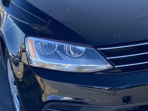 Used 2015 Volkswagen Jetta S image 5