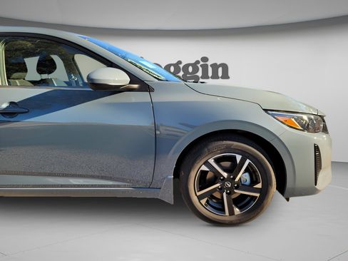 New 2025 Nissan Sentra SV image 21