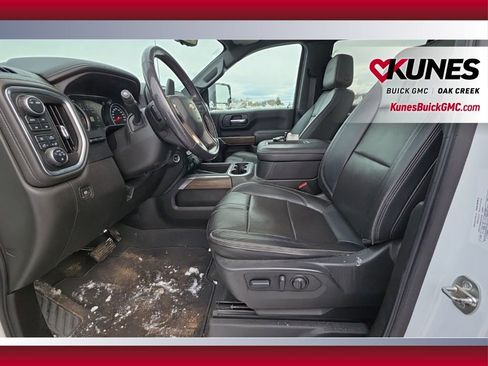 Used 2022 Chevrolet Silverado 2500 High Country w/ Z71 Off-Road Package image 10