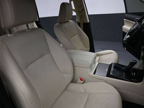 Used 2023 Lexus GX 460 Luxury w/ Sport Design Package AWD/4WD image 22