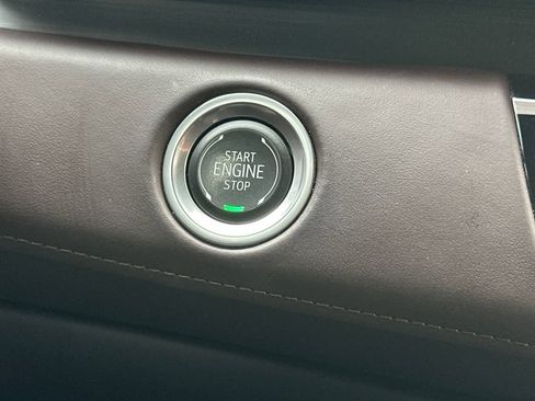 Used 2024 Cadillac Escalade V w/ LPO, ONYX Package image 26