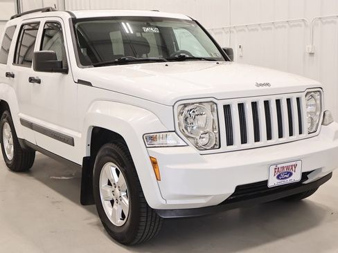 Used 2012 Jeep Liberty Sport w/ Popular Equipment Group image 3