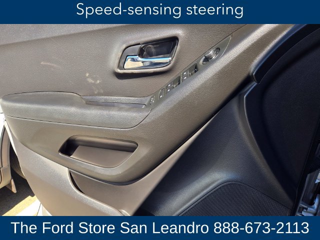 Used 2017 Chevrolet Trax LT FWD image 23