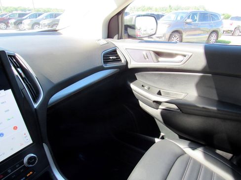 Used 2024 Ford Edge SEL w/ Convenience Package image 26