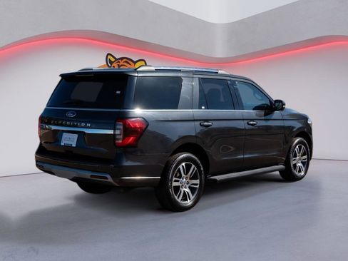 Used 2024 Ford Expedition Limited image 5