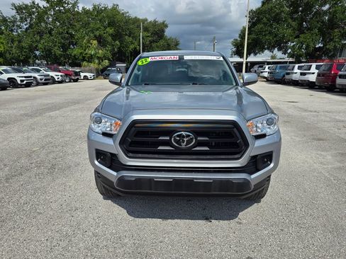 Used 2022 Toyota Tacoma SR AWD/4WD image 6