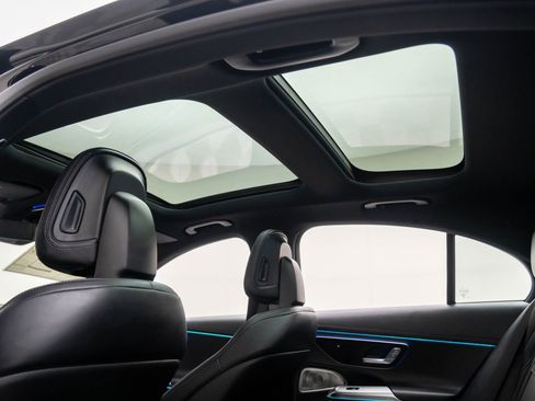 New 2026 Mercedes-Benz E 53 AMG e 4MATIC Sedan image 19