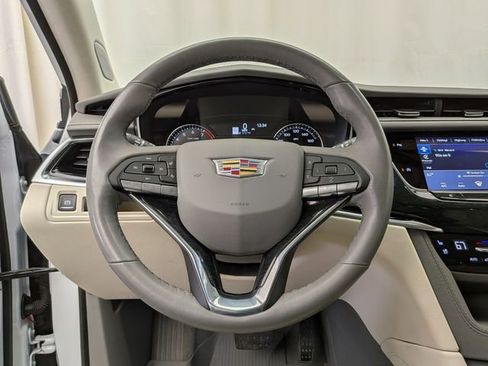 Certified 2024 Cadillac XT6 Premium Luxury w/ LPO, Floor Liner Package AWD/4WD image 10