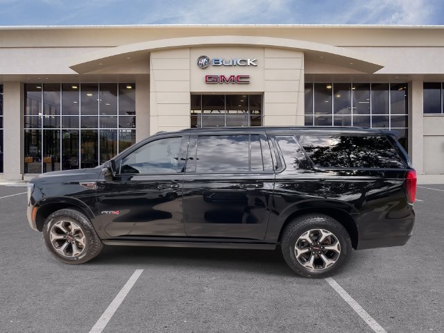 Certified 2025 GMC Yukon XL AT4 Ultimate AWD/4WD image 9