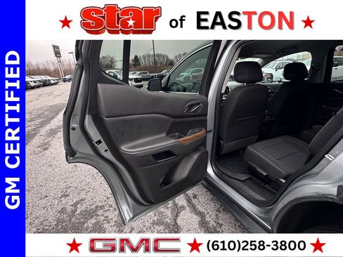 Certified 2023 GMC Acadia SLE w/ Driver Convenience Package image 22